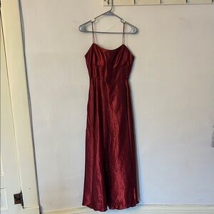 Windsor Strapless Burgundy Dress